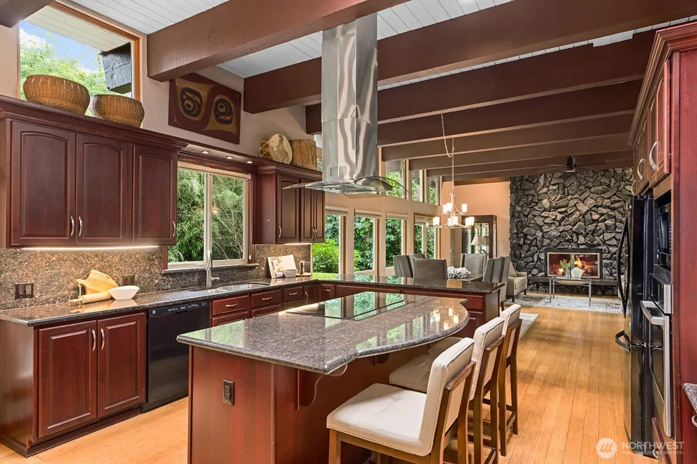 16 Cascade Key Bellevue, WA 98006