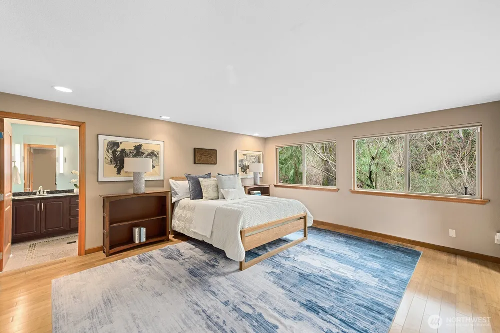 16 Cascade Key Bellevue, WA 98006