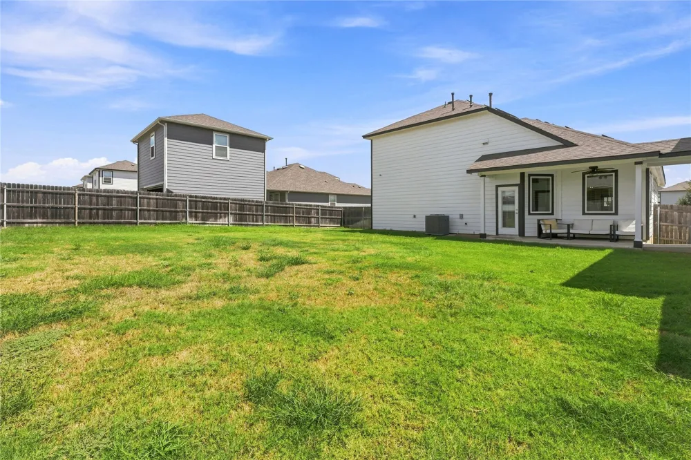 278 Garner Drive Kyle, TX 78640