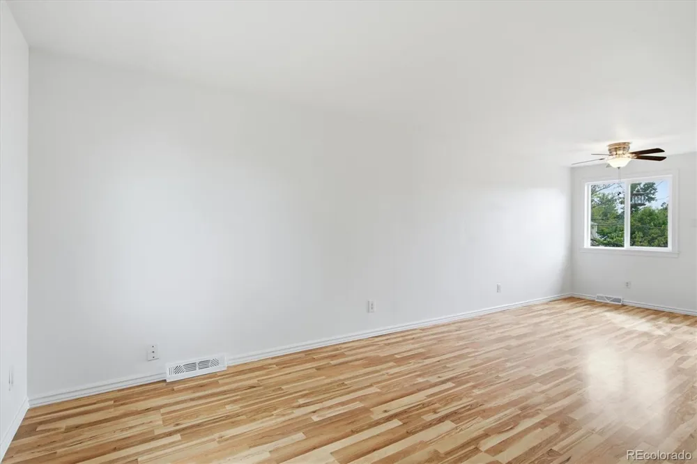4775 S Olathe Street Aurora, CO 80015
