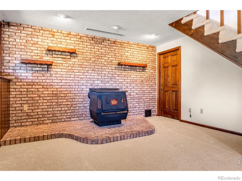 1921 Rangeview Drive Fort Collins, CO 80524