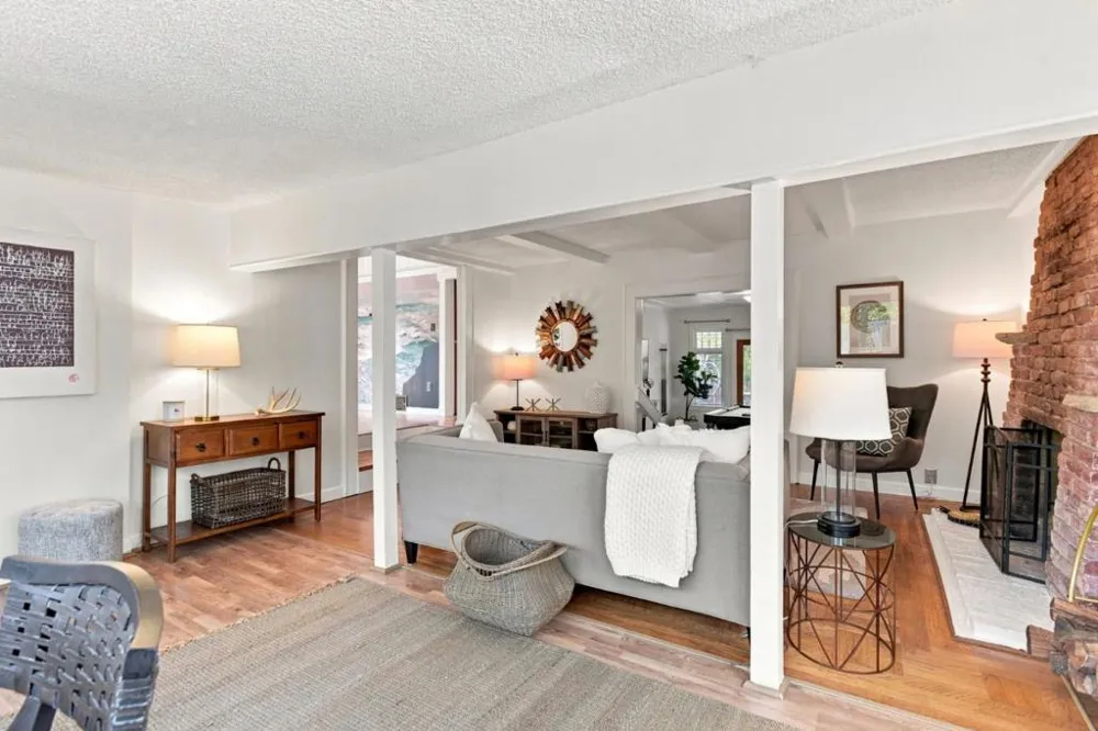 468 Donaldson Avenue Pacifica, CA 94044