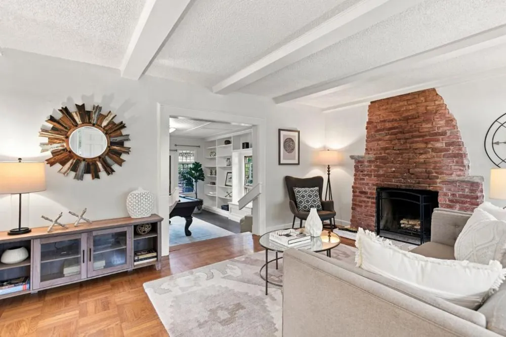 468 Donaldson Avenue Pacifica, CA 94044