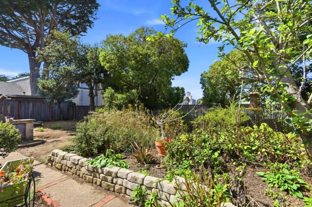 468 Donaldson Avenue Pacifica, CA 94044