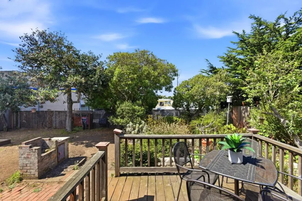 468 Donaldson Avenue Pacifica, CA 94044