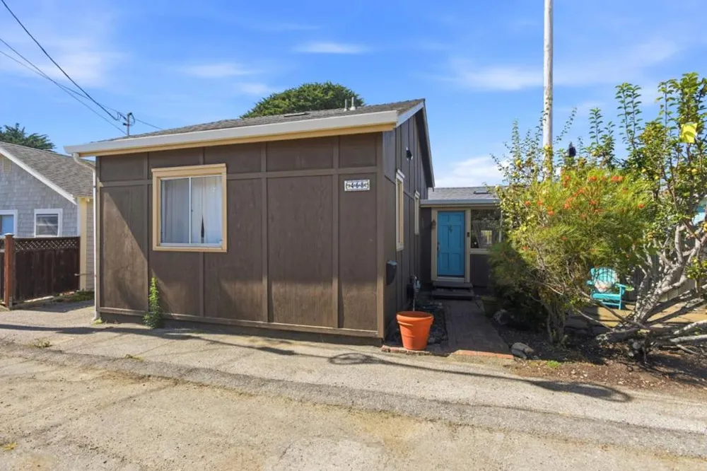 468 Donaldson Avenue Pacifica, CA 94044
