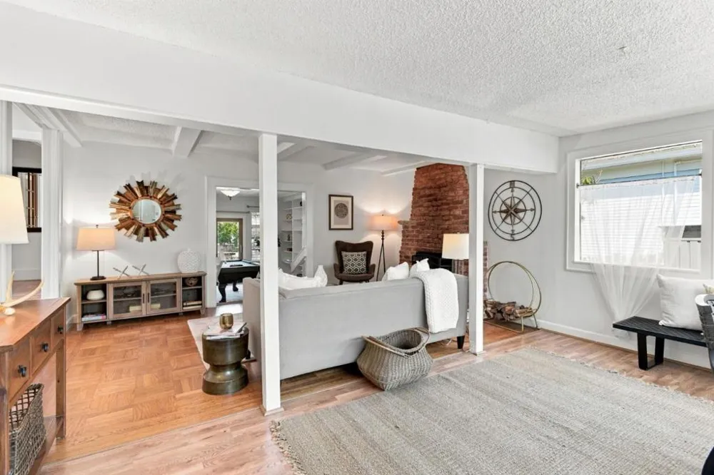 468 Donaldson Avenue Pacifica, CA 94044