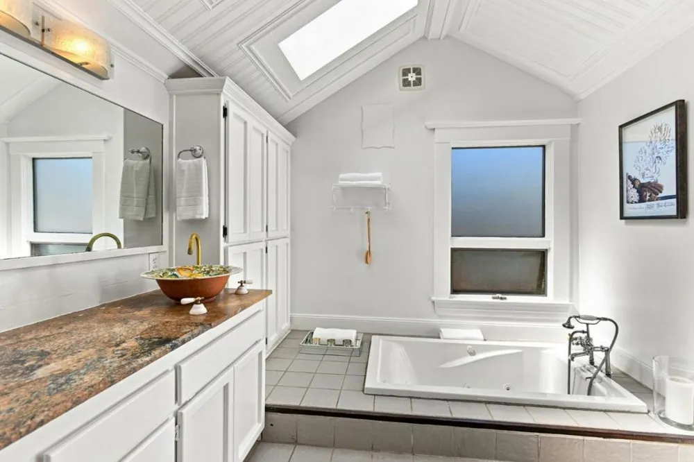 468 Donaldson Avenue Pacifica, CA 94044