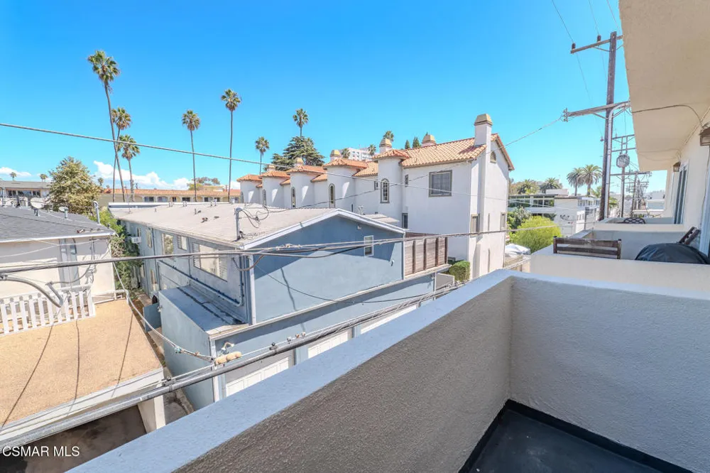 1021 5th Street #206 Santa Monica, CA 90403