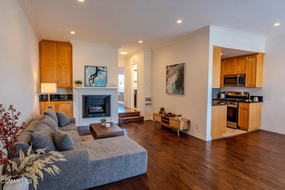 1021 5th Street #206 Santa Monica, CA 90403
