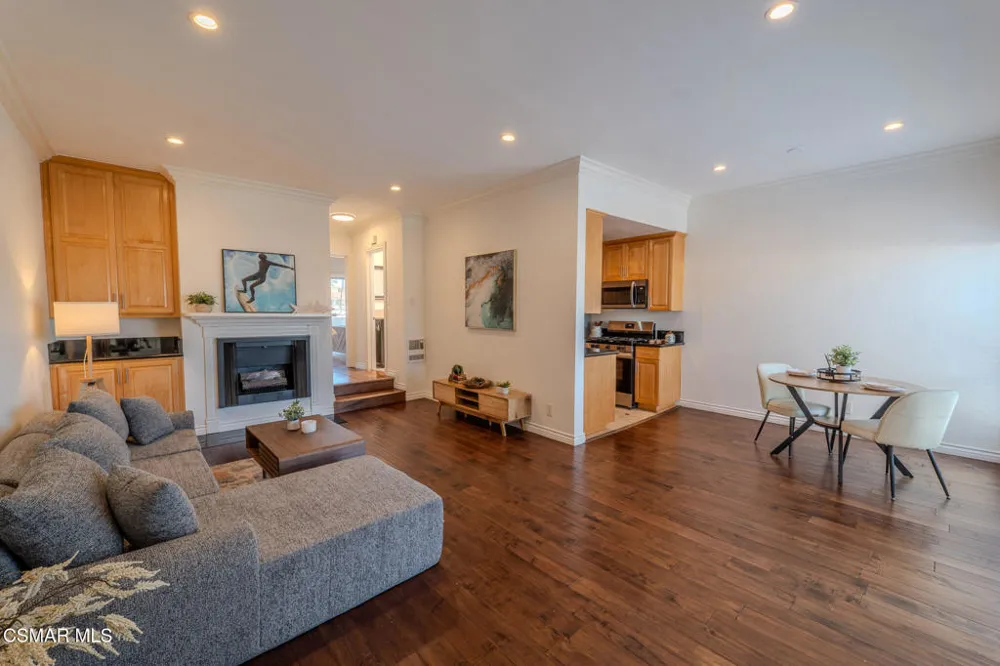 1021 5th Street #206 Santa Monica, CA 90403