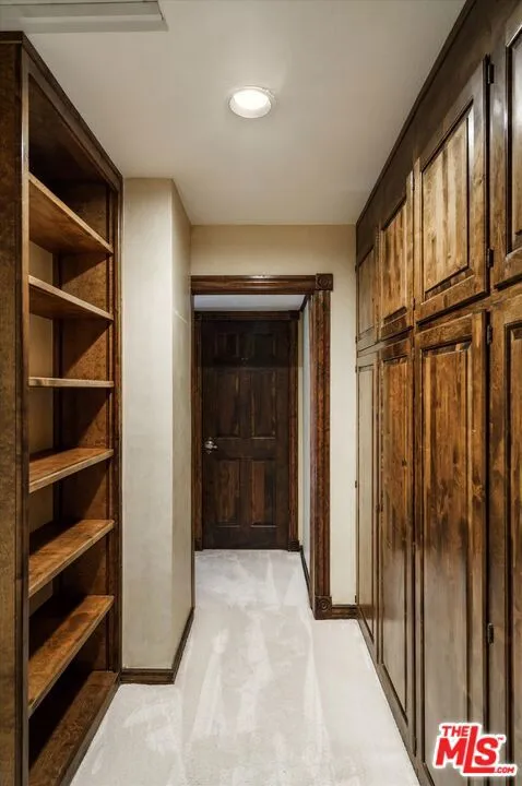 2573 Benedict Canyon Drive Los Angeles, CA 90210