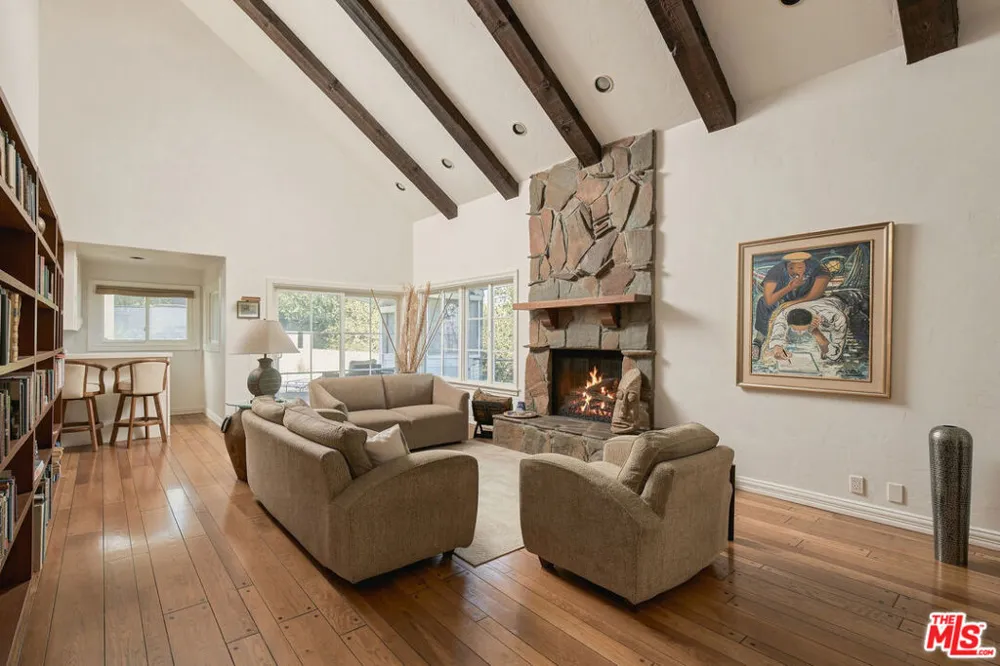 2312 Kimridge Road Beverly Hills, CA 90210