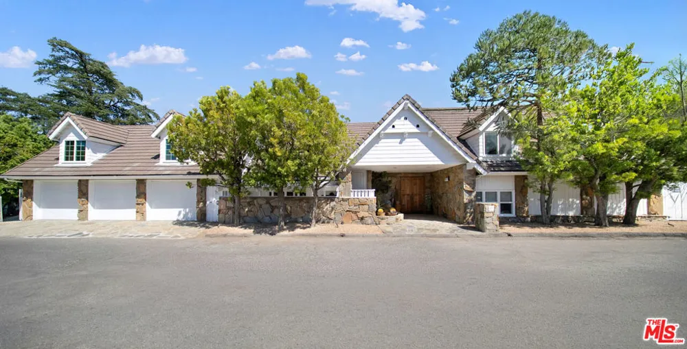 2312 Kimridge Road Beverly Hills, CA 90210