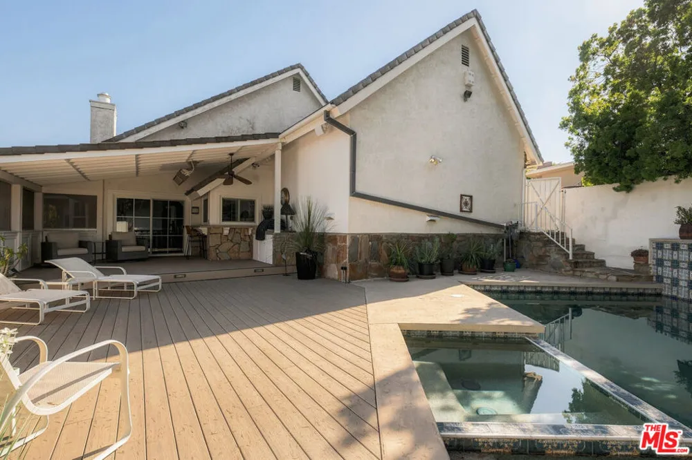 2312 Kimridge Road Beverly Hills, CA 90210
