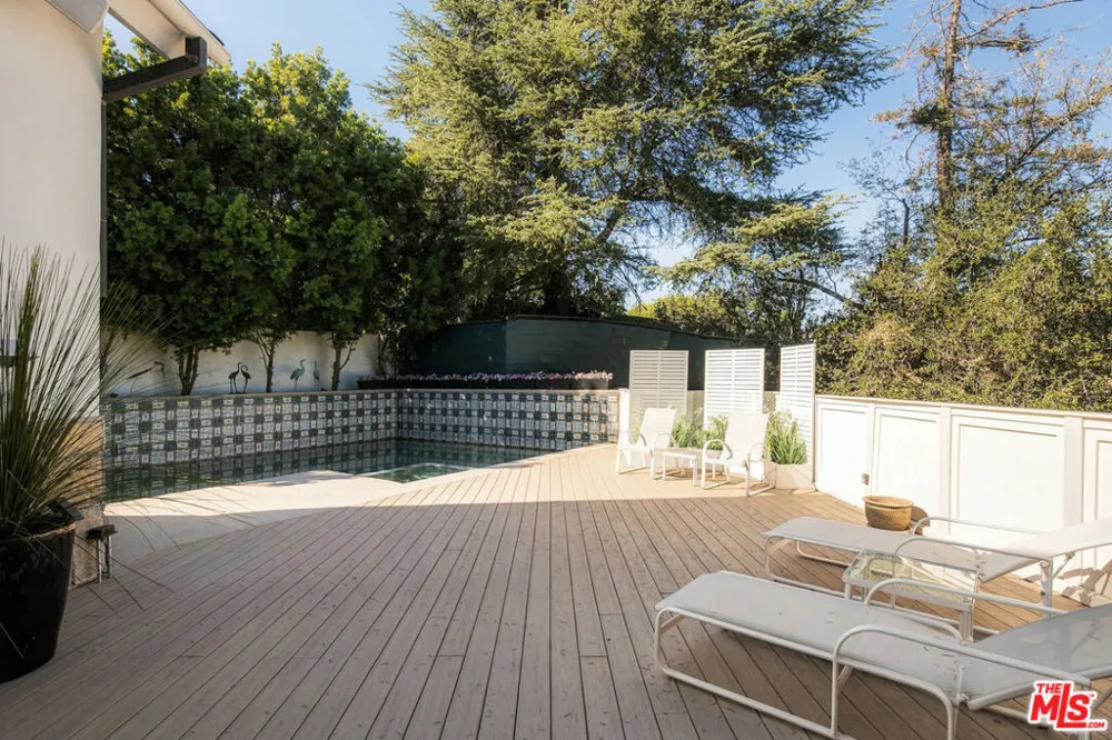 2312 Kimridge Road Beverly Hills, CA 90210