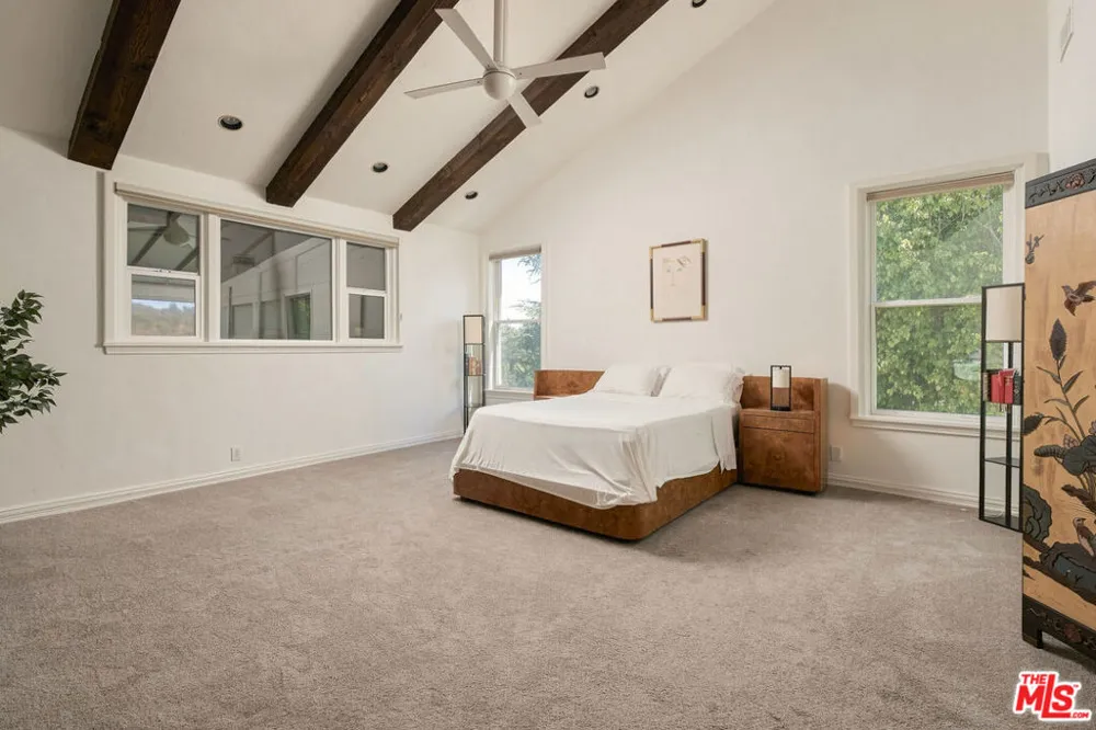 2312 Kimridge Road Beverly Hills, CA 90210