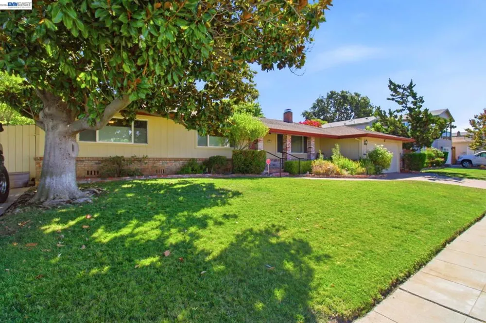 1064 Batavia Avenue Livermore, CA 94550