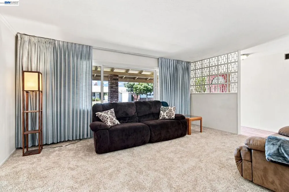 1064 Batavia Avenue Livermore, CA 94550