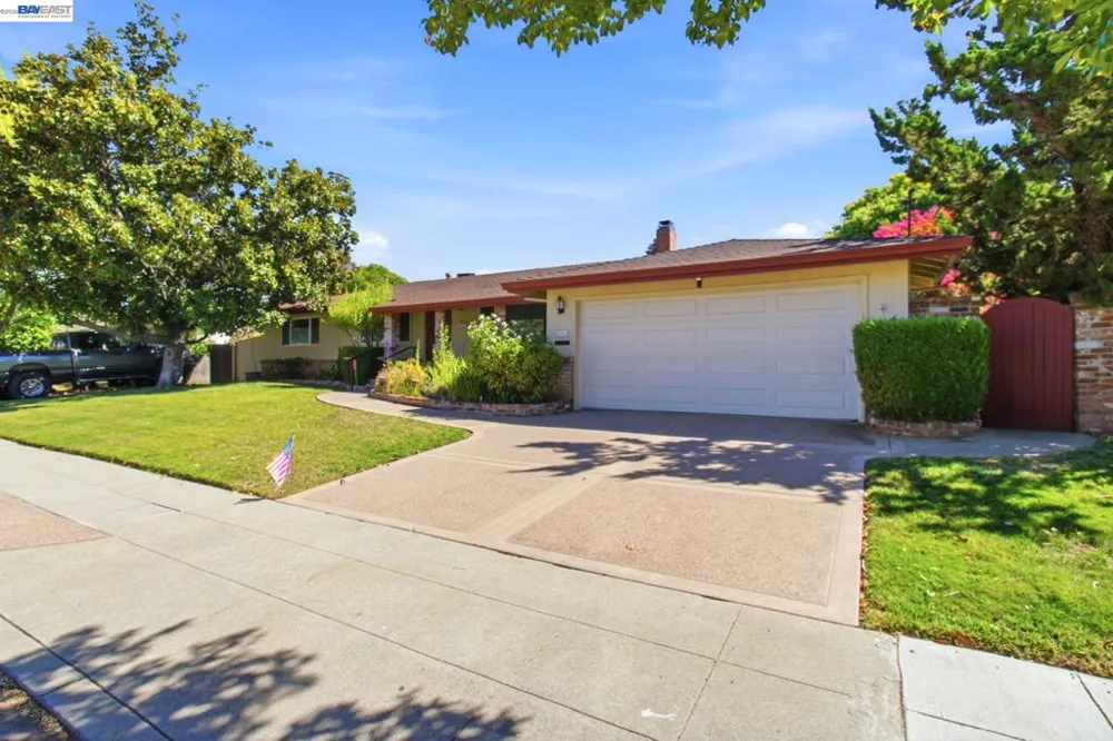 1064 Batavia Avenue Livermore, CA 94550