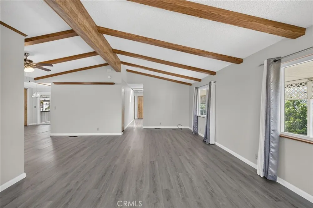 564 De Soto Drive Hemet, CA 92543