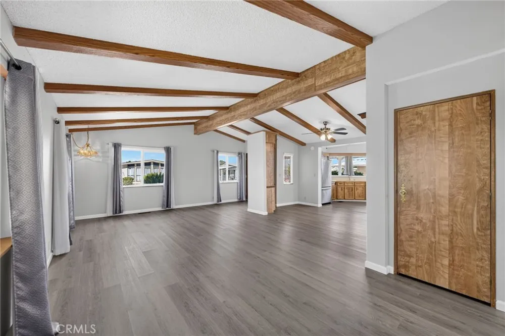 564 De Soto Drive Hemet, CA 92543