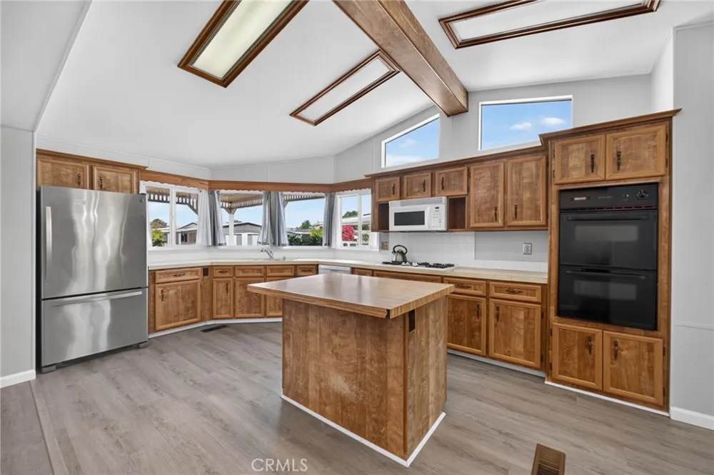 564 De Soto Drive Hemet, CA 92543