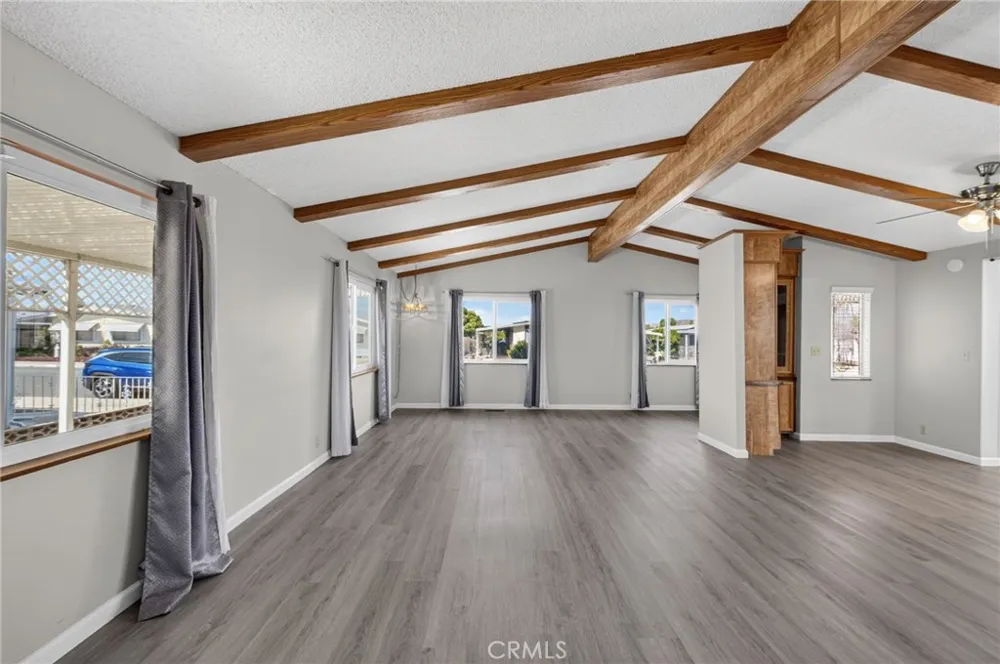 564 De Soto Drive Hemet, CA 92543