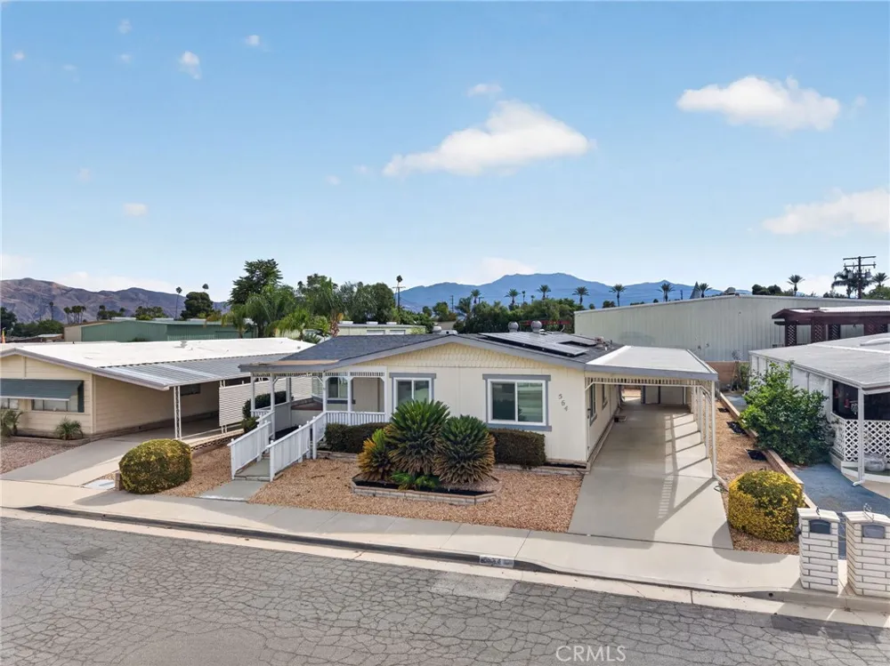 564 De Soto Drive Hemet, CA 92543