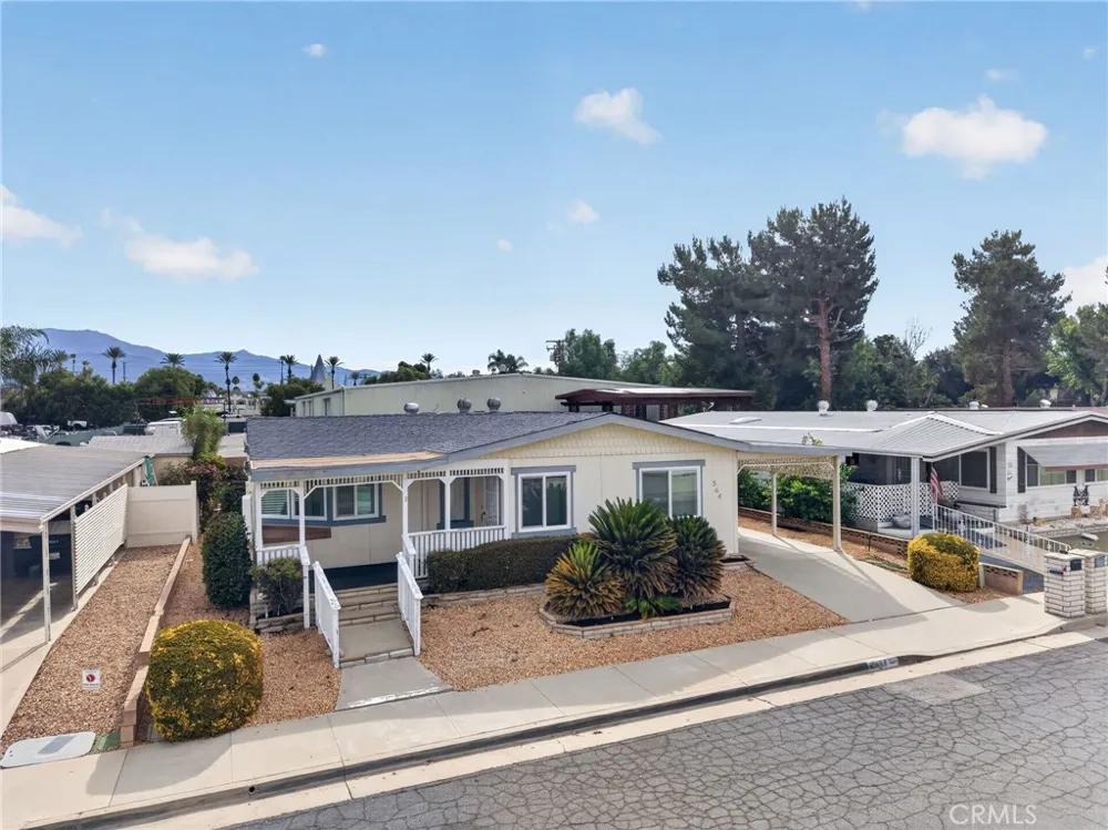 564 De Soto Drive Hemet, CA 92543