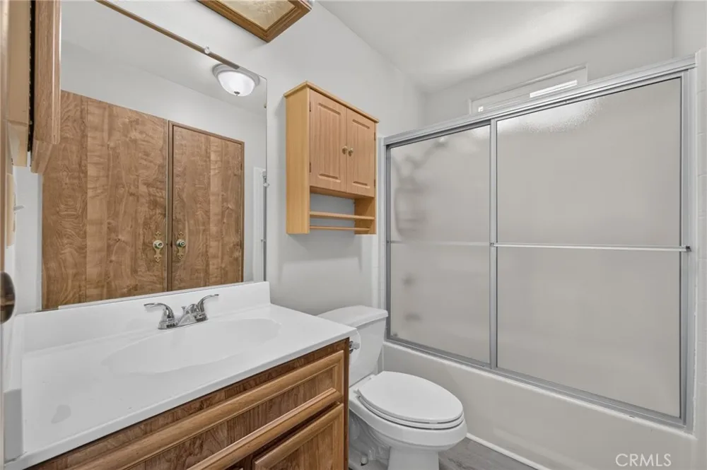 564 De Soto Drive Hemet, CA 92543