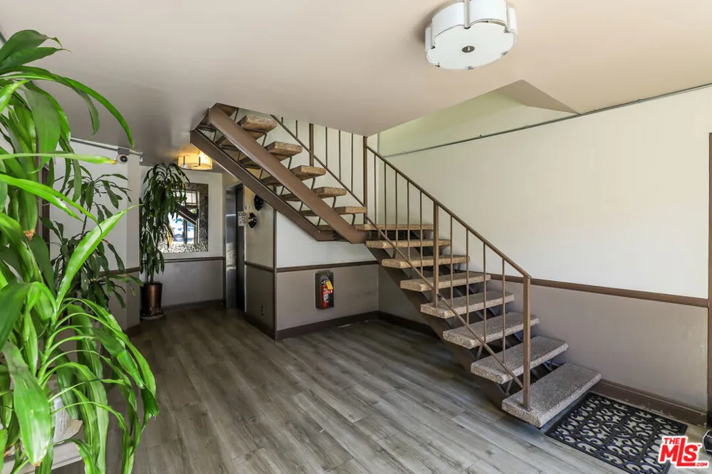 953 4th Street #300 Santa Monica, CA 90403