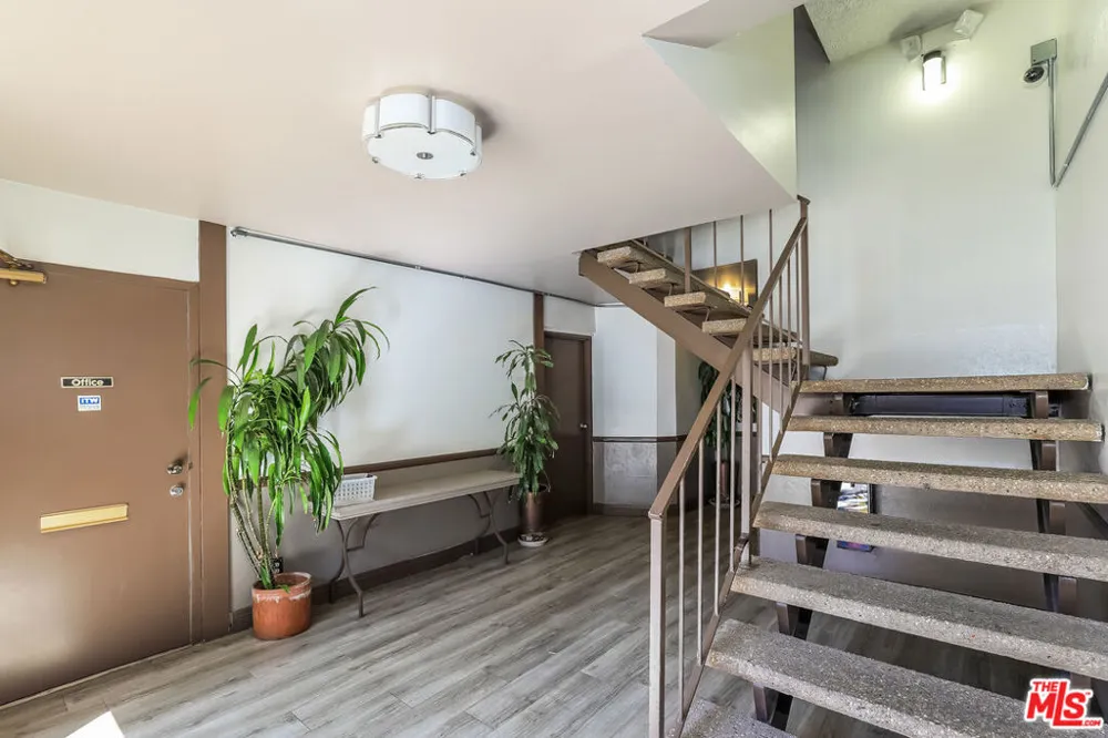 953 4th Street #300 Santa Monica, CA 90403