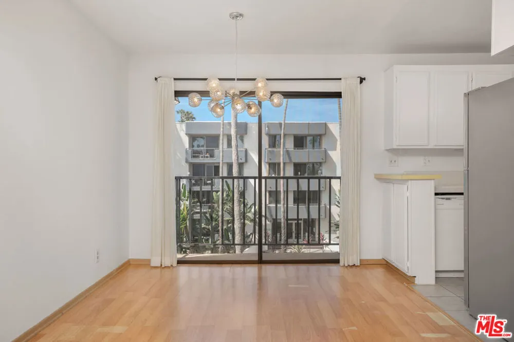 953 4th Street #300 Santa Monica, CA 90403