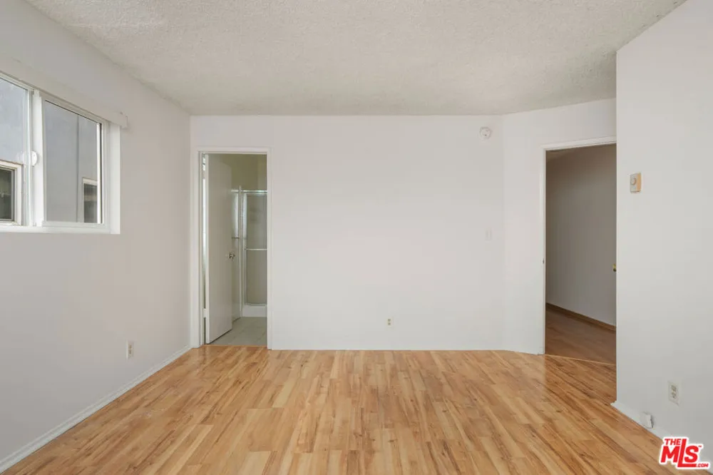 953 4th Street #300 Santa Monica, CA 90403