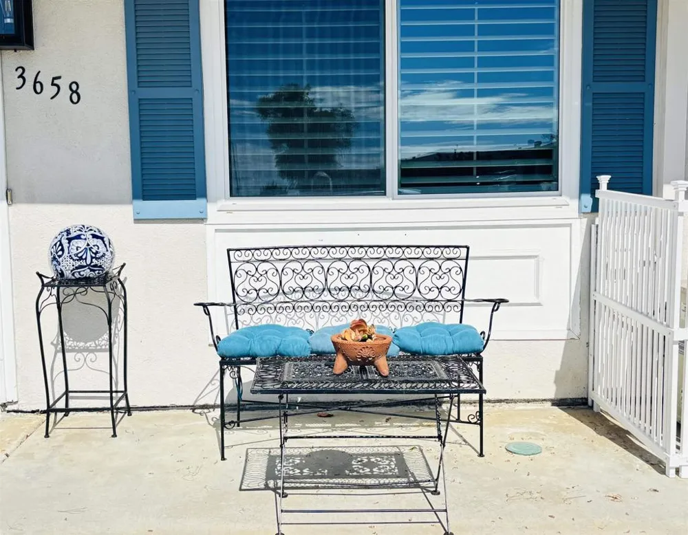 3658 AQUA Oceanside, CA 92056