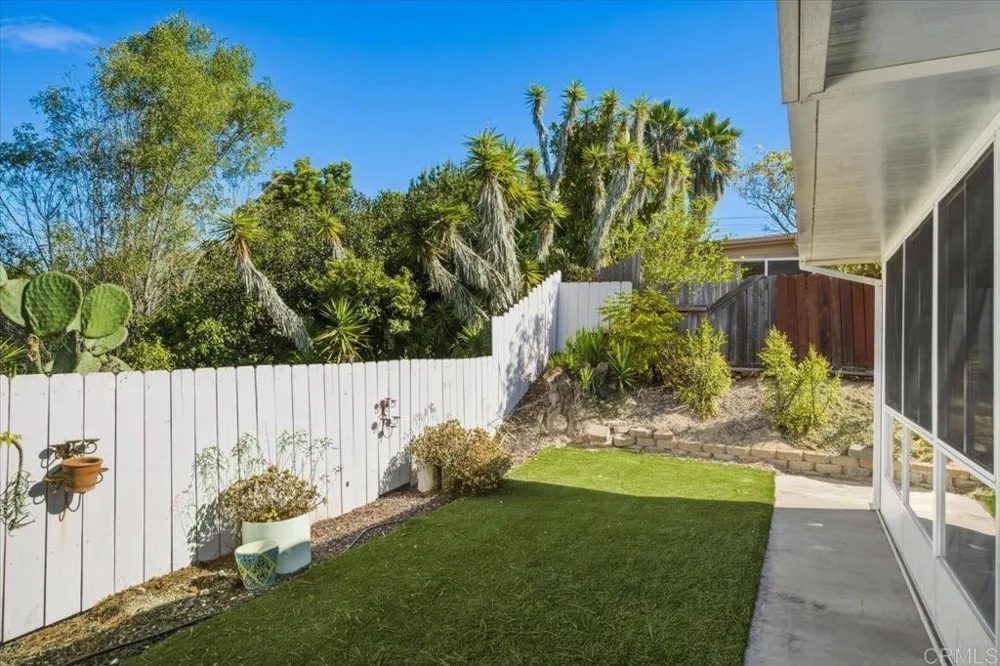 3658 AQUA Oceanside, CA 92056