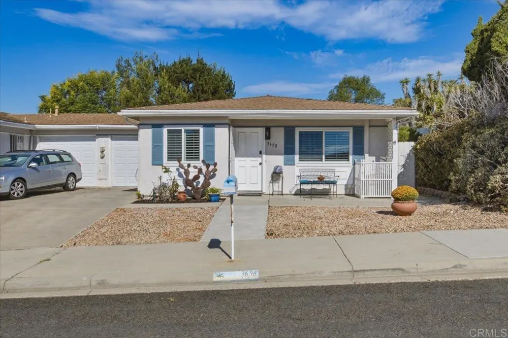 3658 AQUA Oceanside, CA 92056