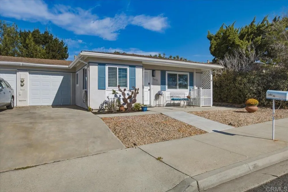 3658 AQUA Oceanside, CA 92056