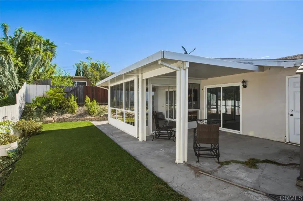 3658 AQUA Oceanside, CA 92056
