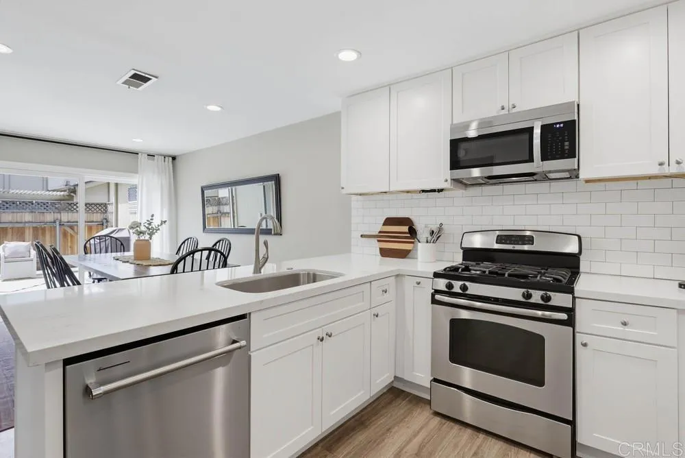 5441 Escarchosa Lane San Diego, CA 92124