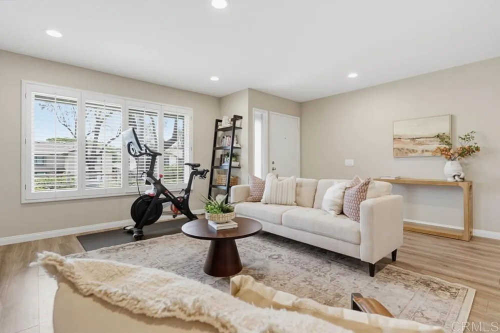 5441 Escarchosa Lane San Diego, CA 92124