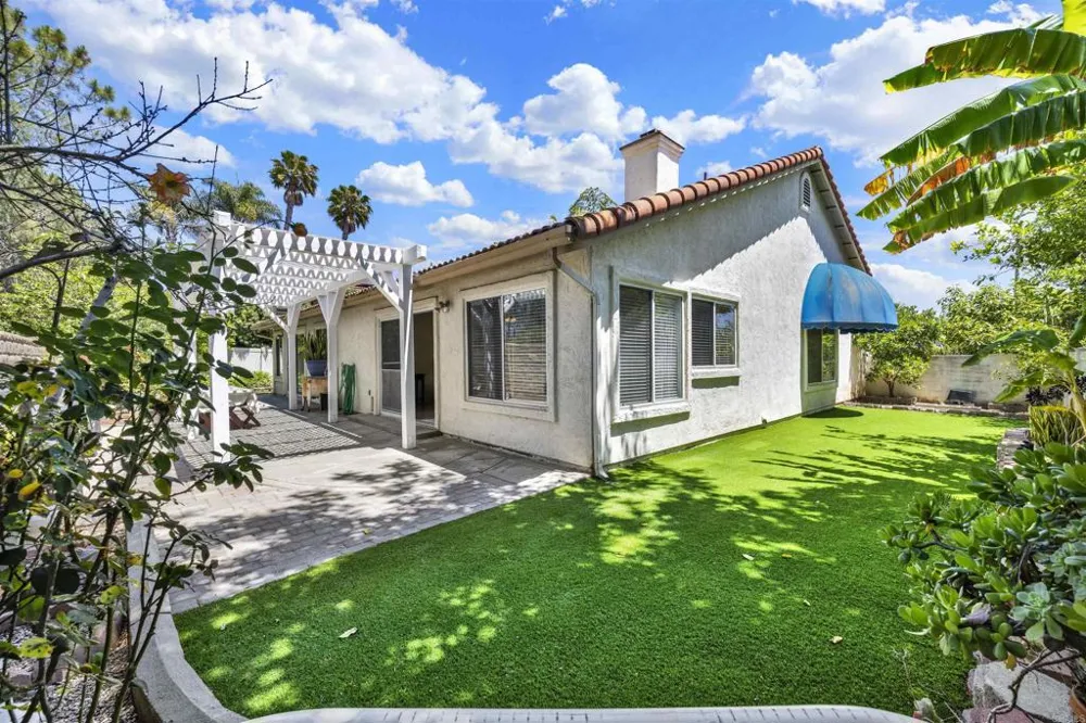 5179 Via Mindanao Oceanside, CA 92057
