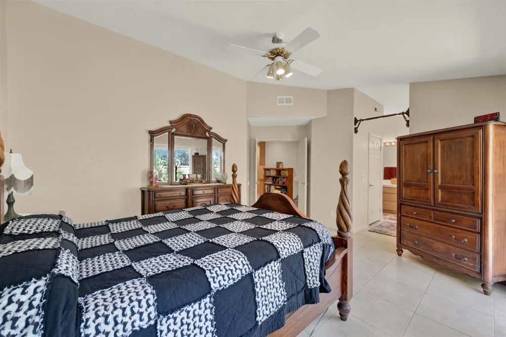 5179 Via Mindanao Oceanside, CA 92057