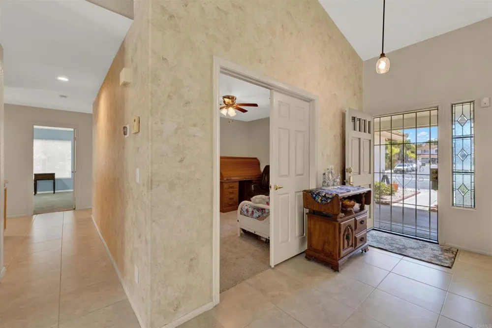 5179 Via Mindanao Oceanside, CA 92057