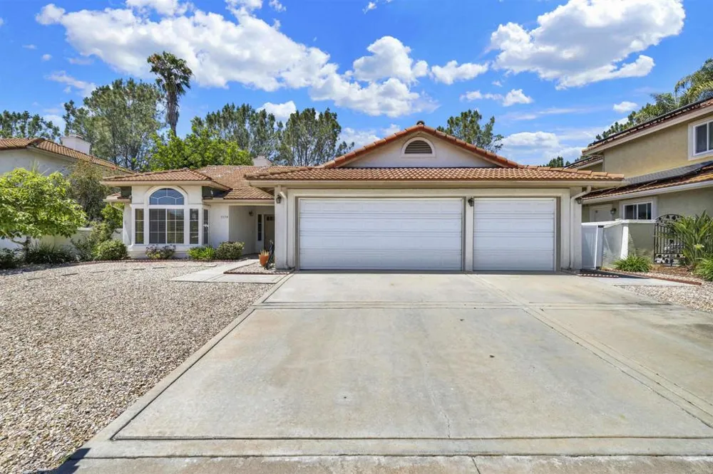 5179 Via Mindanao Oceanside, CA 92057