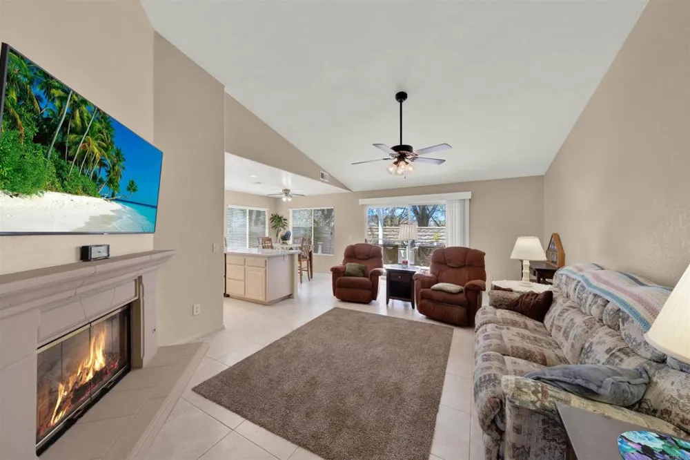 5179 Via Mindanao Oceanside, CA 92057