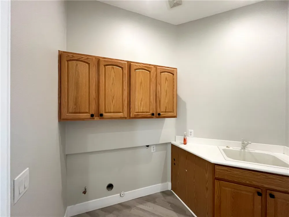 512 Brooklawn Banning, CA 92220