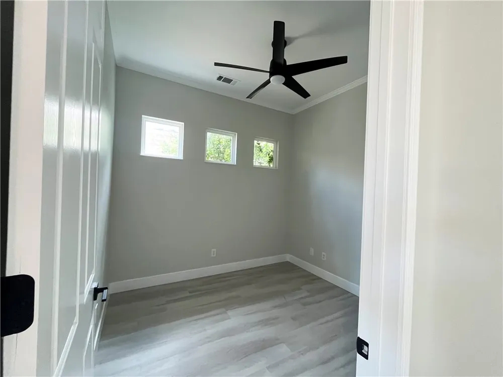 512 Brooklawn Banning, CA 92220