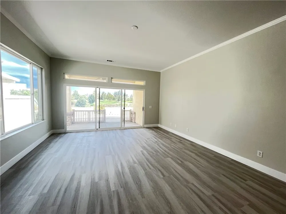 512 Brooklawn Banning, CA 92220